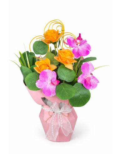 RAMO DE FLORES ENVUELTO